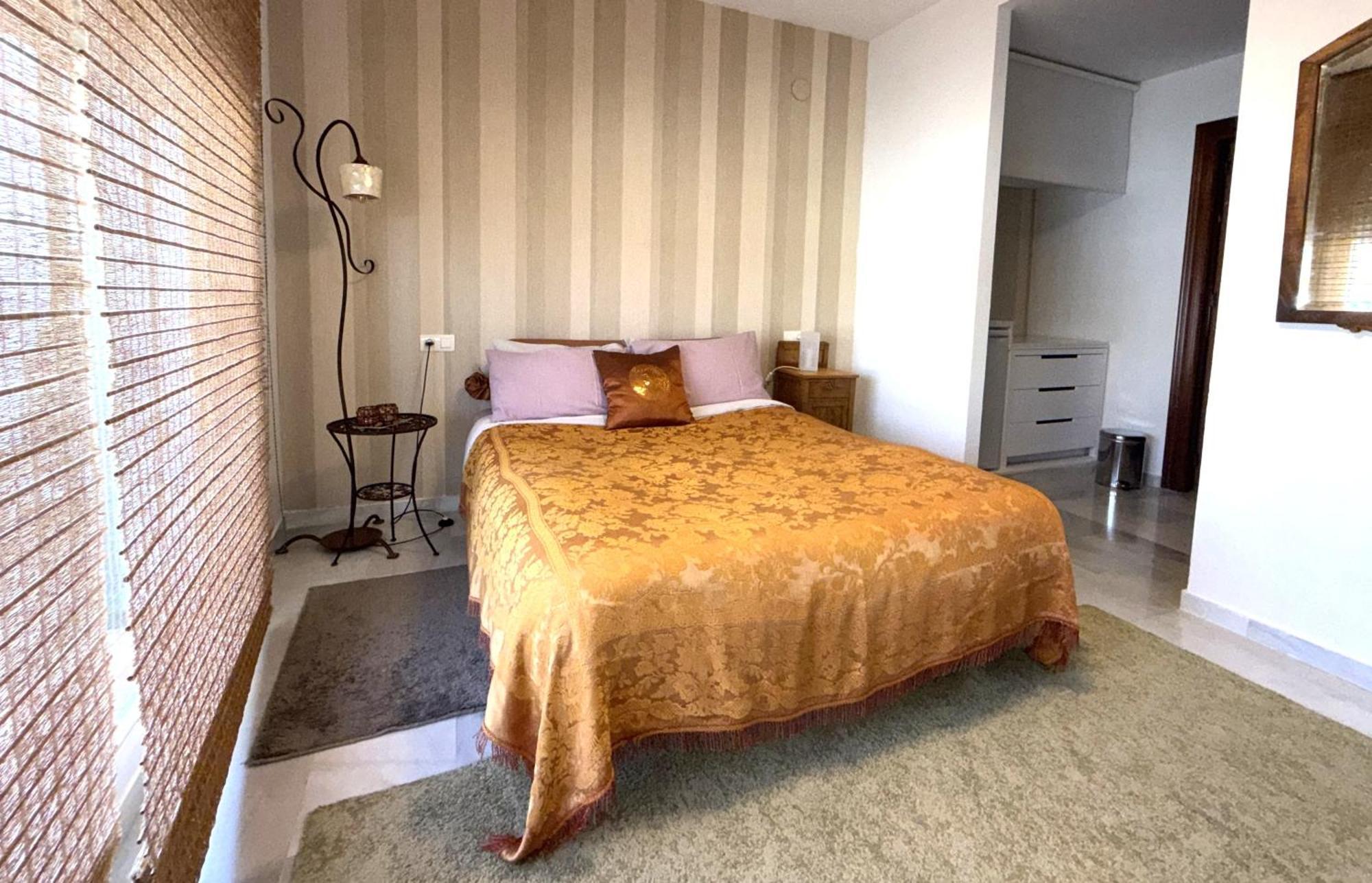 Cute And Relaxing Bed And Breakfast En Albayzin — Photos 2